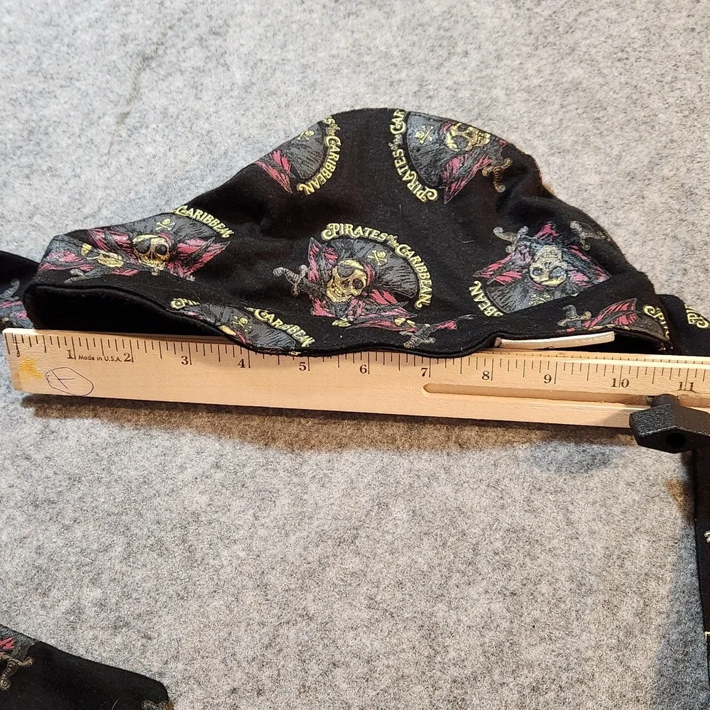 Disney Pirates of the Caribbean‎ Youth Skull Bandana Hat Disneyland Resort Black